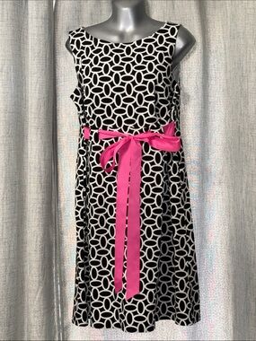 Jessica Howard Black & White Geometric Dress with Hot Pink Sash